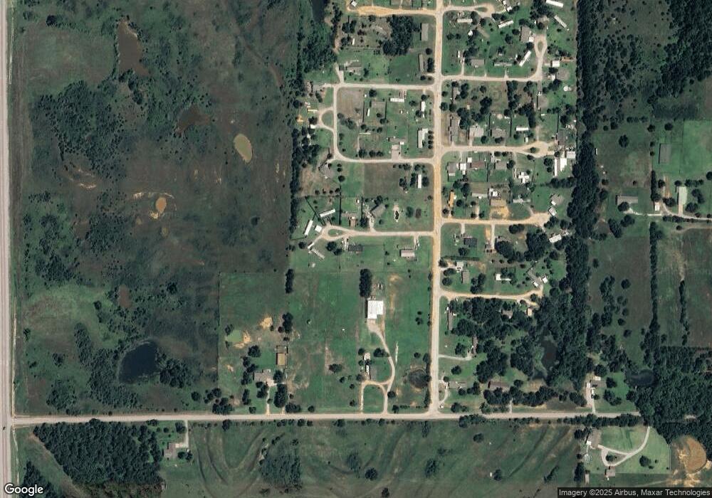 107 Lone Oak Cir, Shawnee, OK 74804 - photo 1