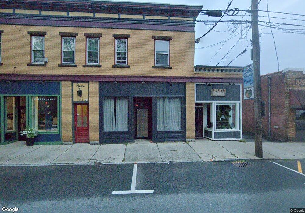 102 Cottage St, Easthampton, MA 01027 - photo 1