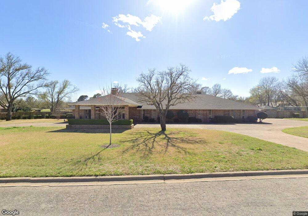 710 Stonelake Dr, Cleburne, TX 76033 - photo 1