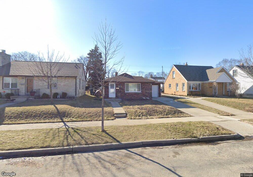 4355 S Lenox St, Milwaukee, WI 53207 - photo 1