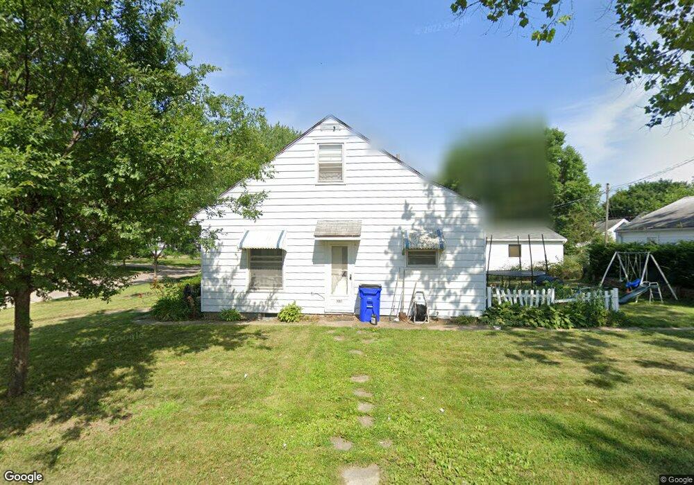 3201 Soutter Ave SE, Cedar Rapids, IA 52403 - photo 1