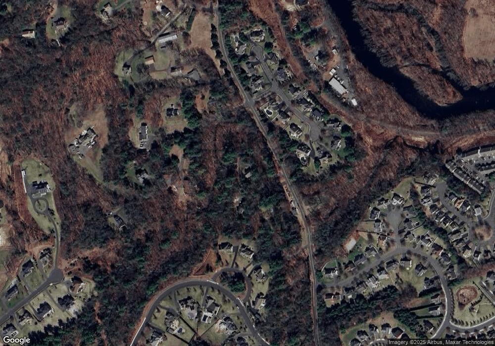 111 River Rd, Unionville, CT 06085 - photo 1