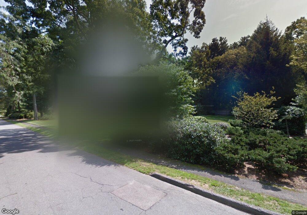 1 Kenilworth Rd, Wellesley, MA 02482 - photo 1