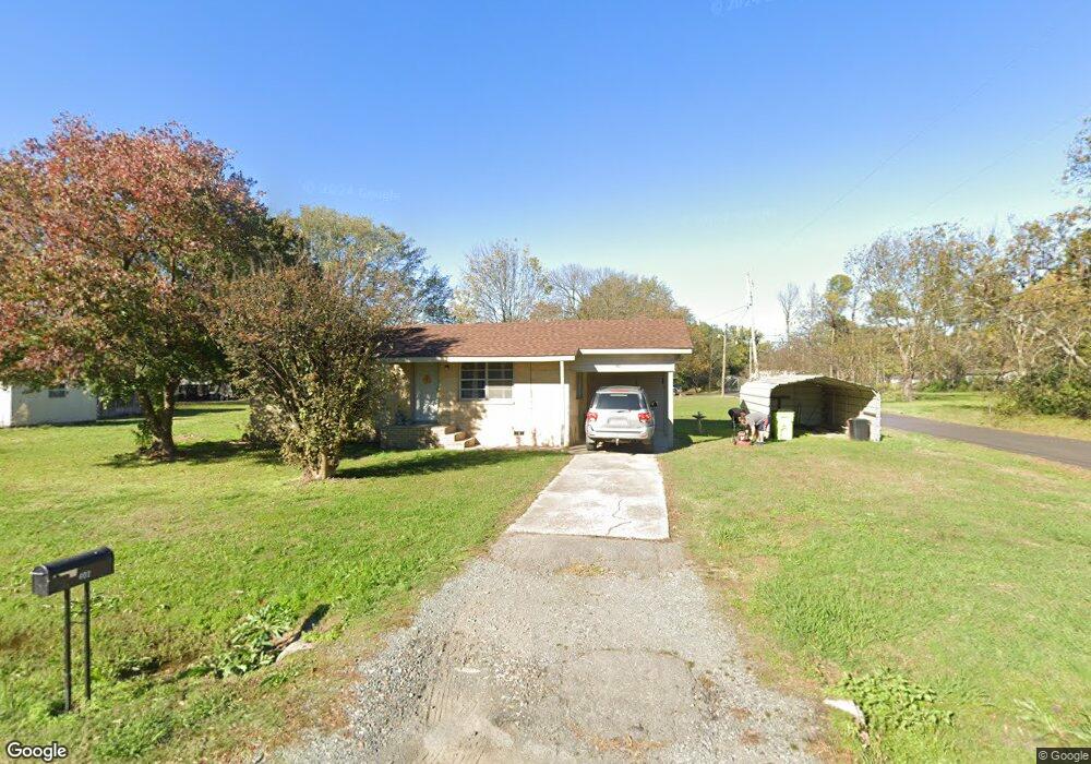 402 W Huron St, Stuttgart, AR 72160 - photo 1