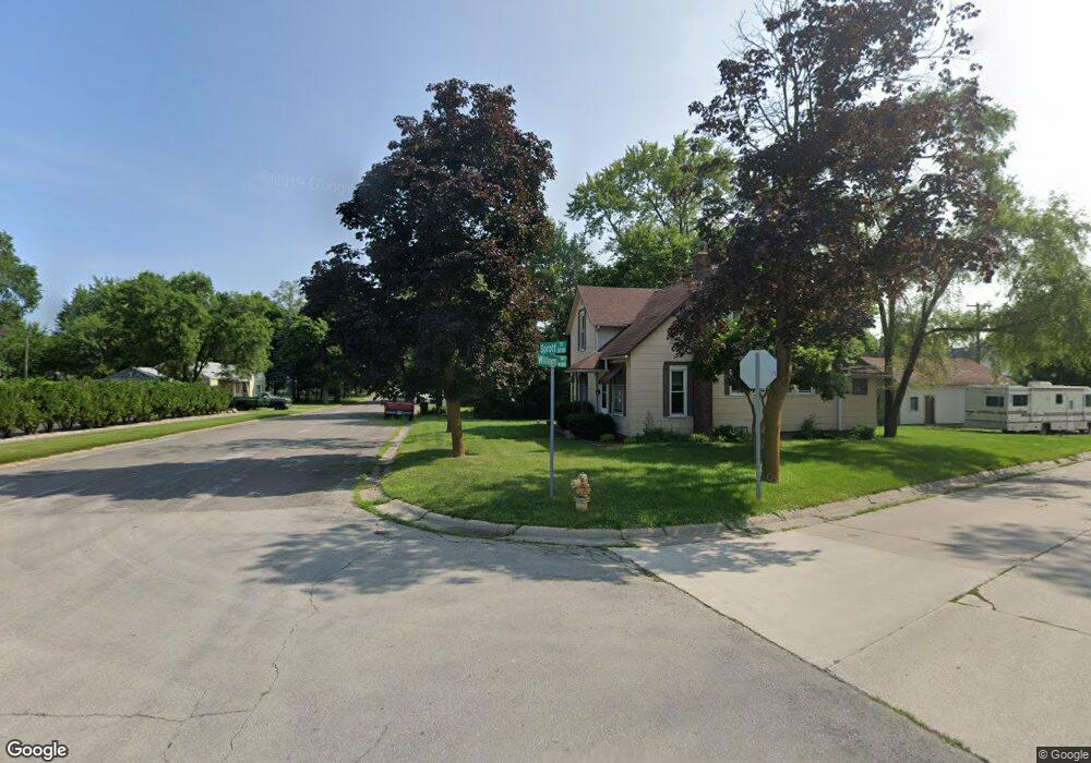 1720 Sprott St, Auburn, IN 46706 - photo 1