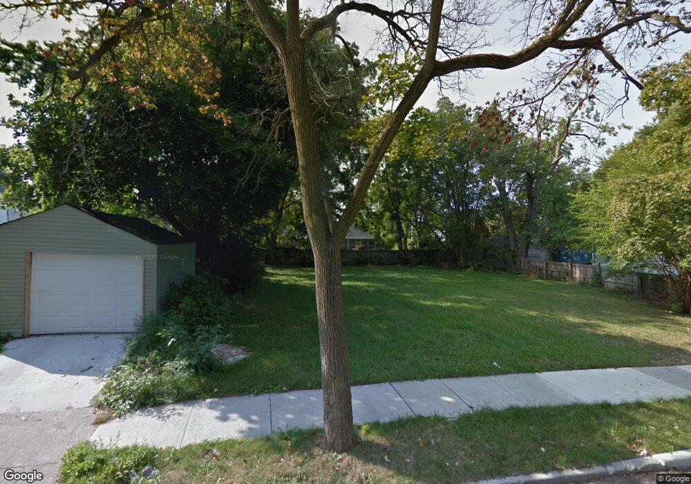 1111 Glenn St, Lansing, MI 48915 - photo 1