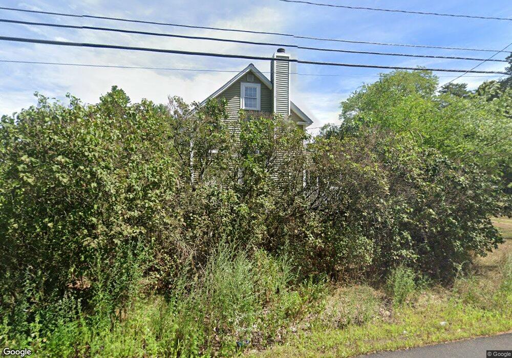 157 Chestnut Hill Rd, Rochester, NH 03867 - photo 1