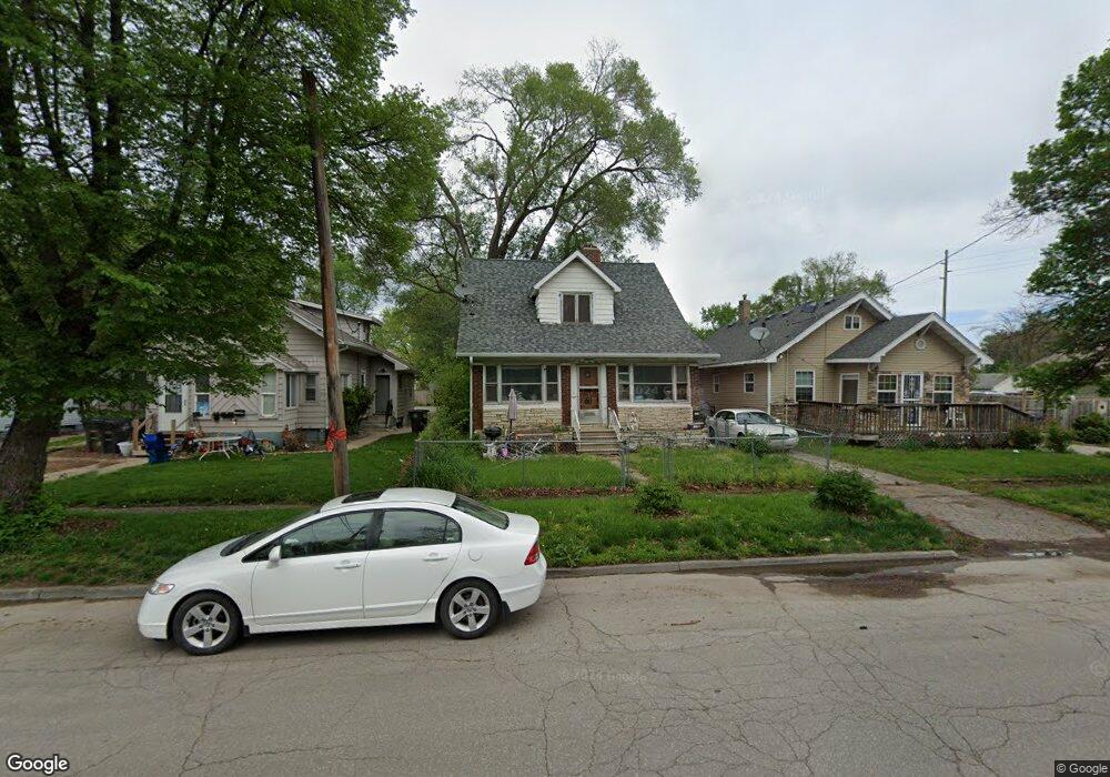 2250 E Grand Ave, Des Moines, IA 50317 - photo 1