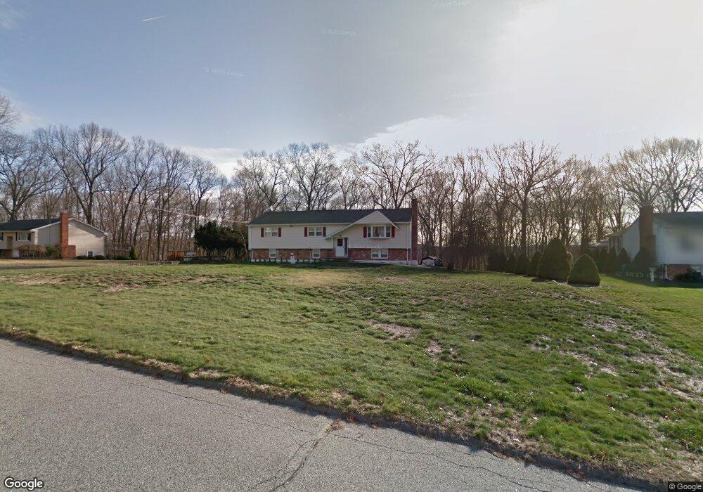 112 Greenwood Ln, Monroe, CT 06468 - photo 1