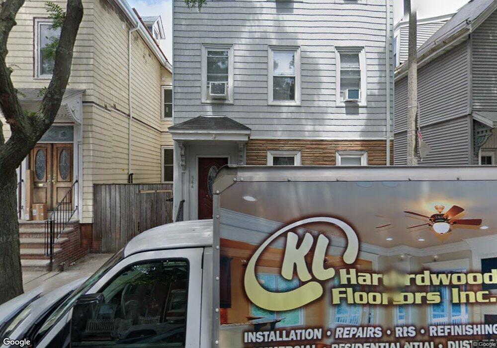 564 E 7th St unit 2, Boston, MA 02127 - photo 1