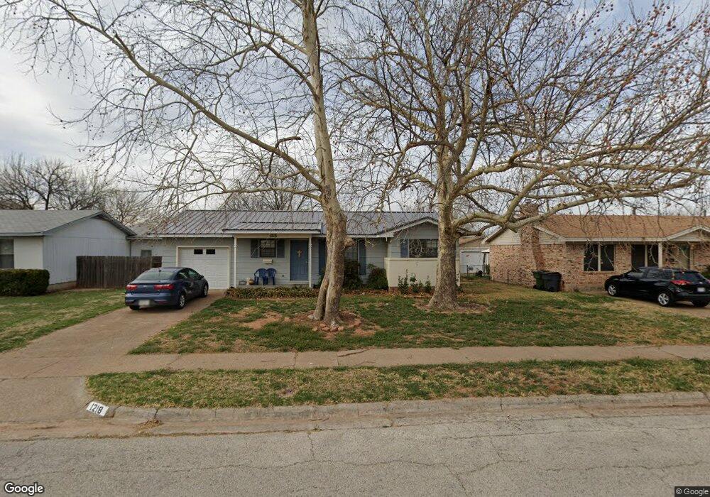 1218 Hunt St, Wichita Falls, TX 76302 - photo 1