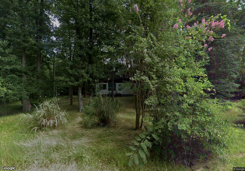 768 Lakeview Dr, Colonial Beach, VA 22443 - photo 1