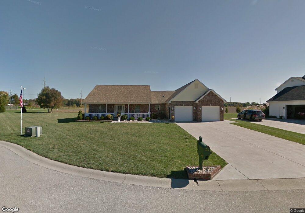 386 Curtis Ct, Batesville, IN 47006 - photo 1