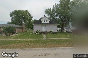 801 8th St, Durant, IA 52747