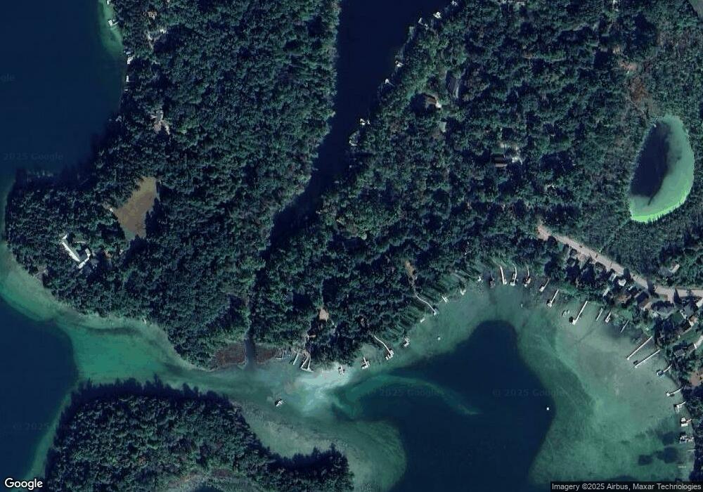 E1724 Pine Ridge Ln, Waupaca, WI 54981 - photo 1