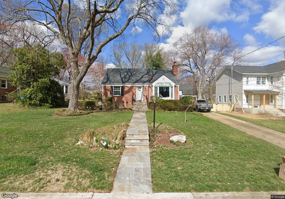 1900 Poole Ln, McLean, VA 22101 - photo 1