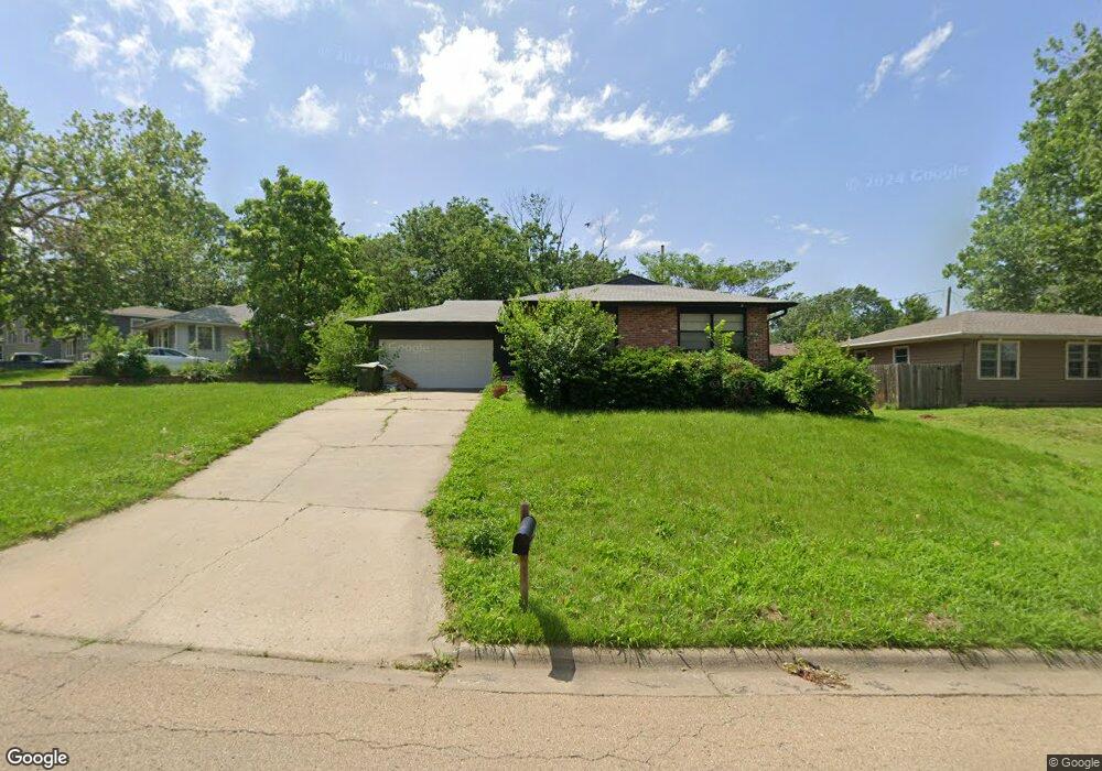 3515 SW Brendan Ave, Topeka, KS 66611 - photo 1