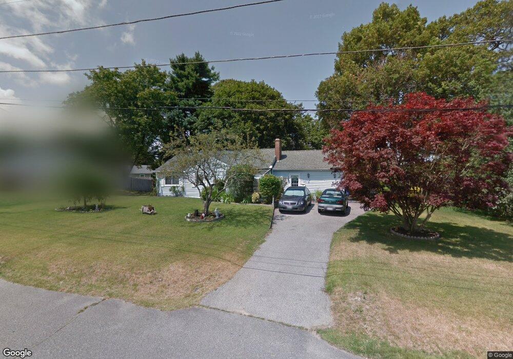 227 Wethersfield Dr, Warwick, RI 02886 - photo 1