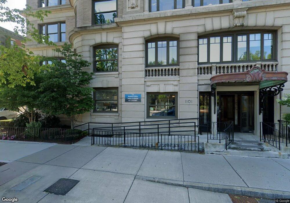 1101 Beacon St unit 1, Brookline, MA 02446 - photo 1
