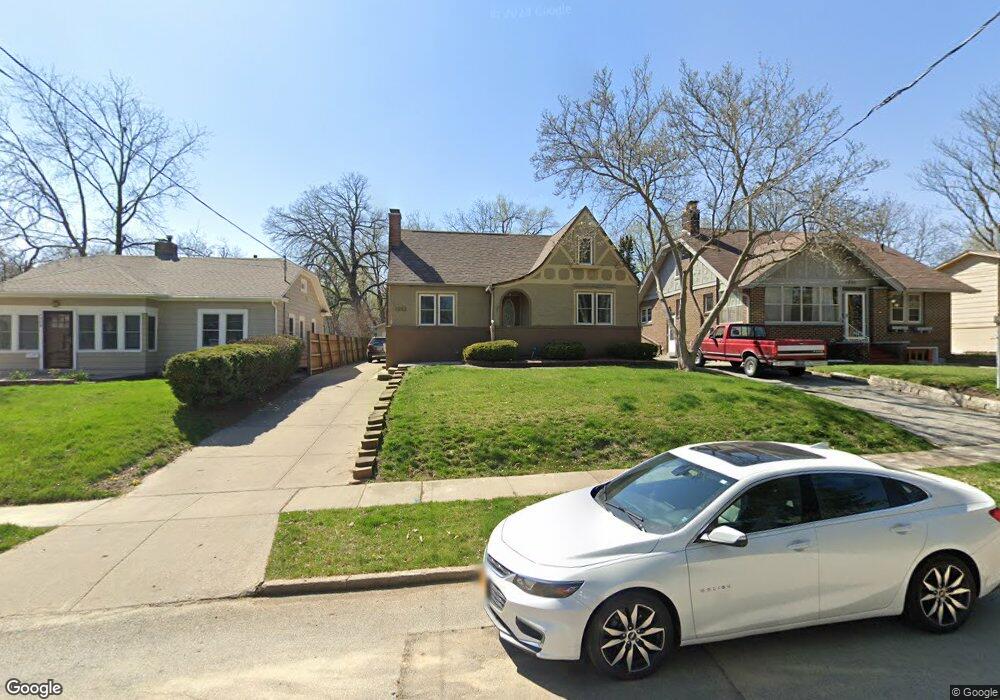 1912 39th St, Des Moines, IA 50310 - photo 1