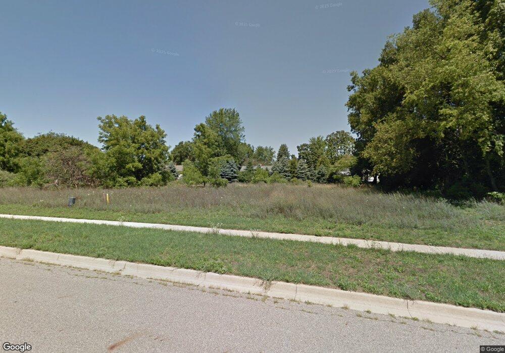 2522 Avalon Woods Dr, Portage, MI 49024 - photo 1