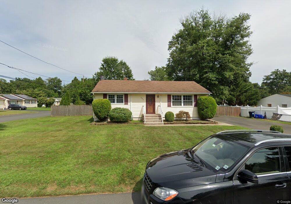 203 Birchwood Dr, Piscataway, NJ 08854 - photo 1
