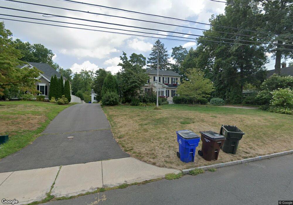 158 Steele Rd, West Hartford, CT 06119 - photo 1