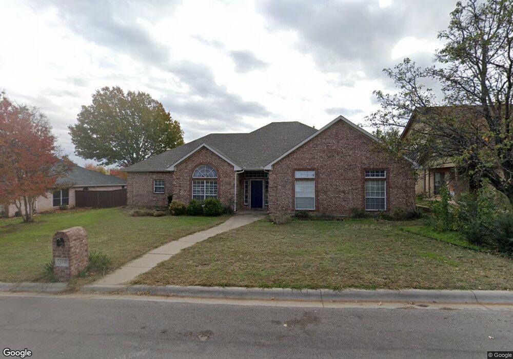 1146 Oakhurst St, Denton, TX 76210 - photo 1