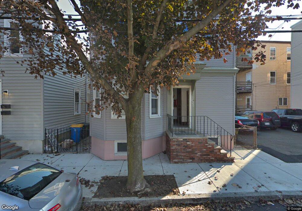 423 Winthrop St, Winthrop, MA 02152 - photo 1