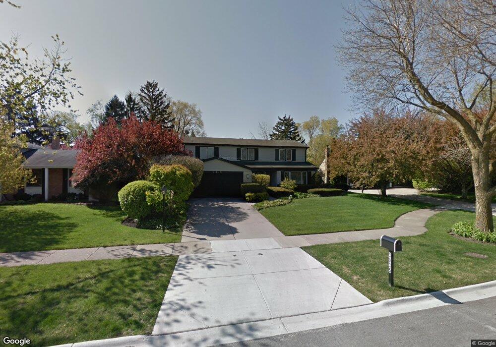 3935 Michael Ln, Glenview, IL 60026 - photo 1