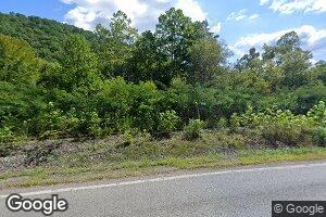 110 Right St, Kimper, KY 41539