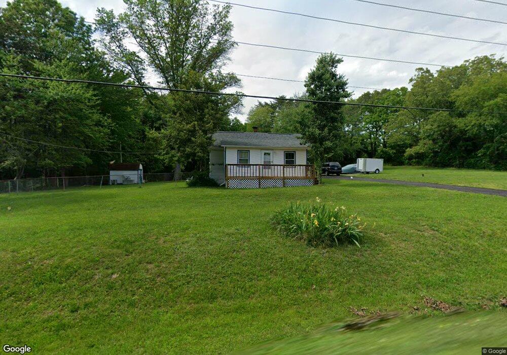 6230 Token Forest Dr, Manassas, VA 20112 - photo 1