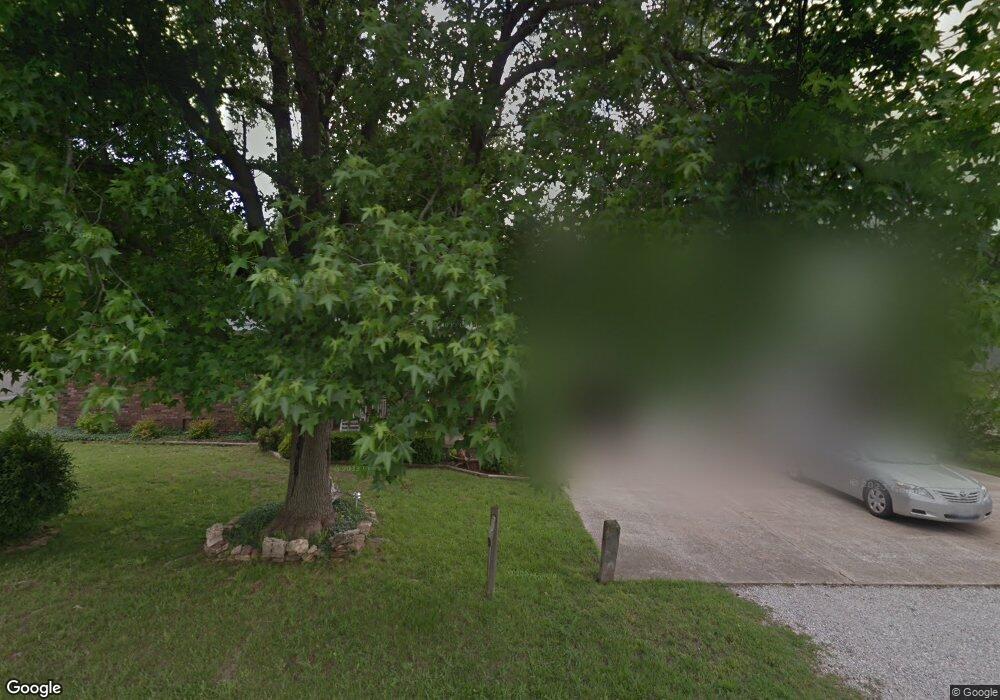 504 E Wells St, Carl Junction, MO 64834 - photo 1