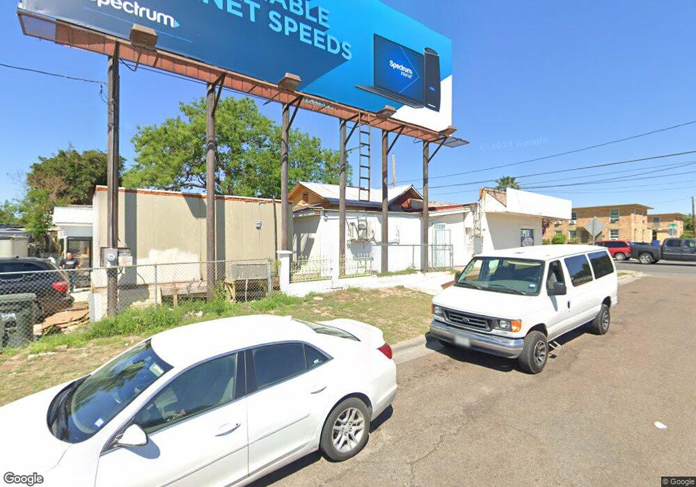 203 Park St, Laredo, TX 78040 - photo 1