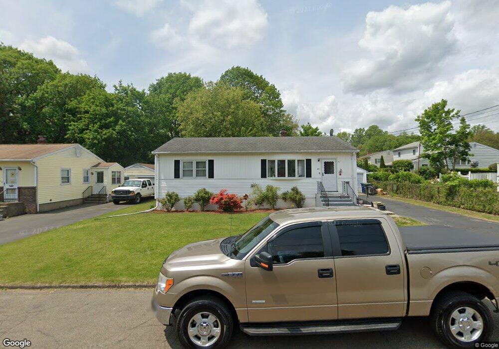 28 Pomham Rd, Bridgeport, CT 06606 - photo 1