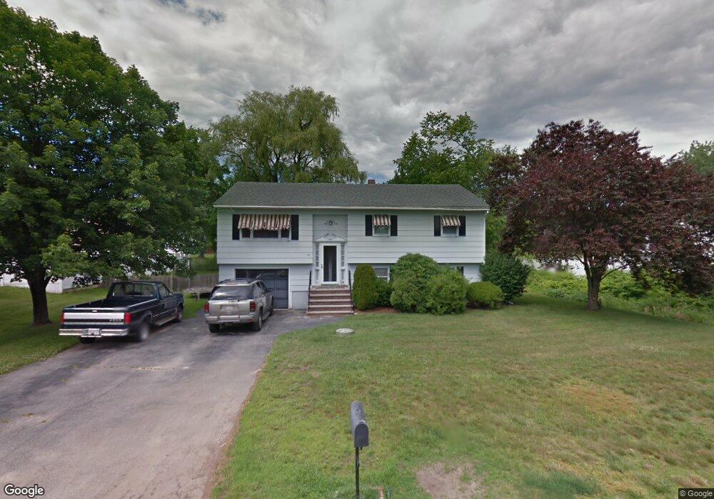 39 Raven Rd, Dracut, MA 01826 - photo 1