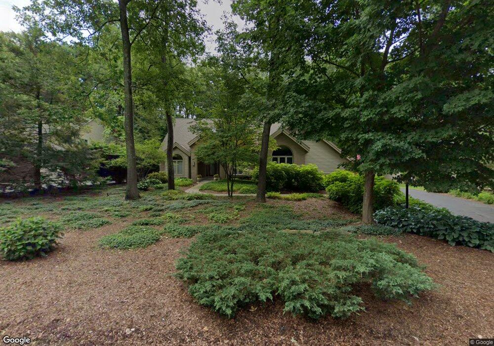 3563 Oakleaf Dr, West Bloomfield, MI 48324 - photo 1