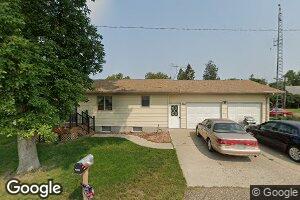 204 2nd St SE, Steele, ND 58482