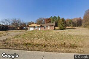1010 E 6th St, Henryetta, OK 74437