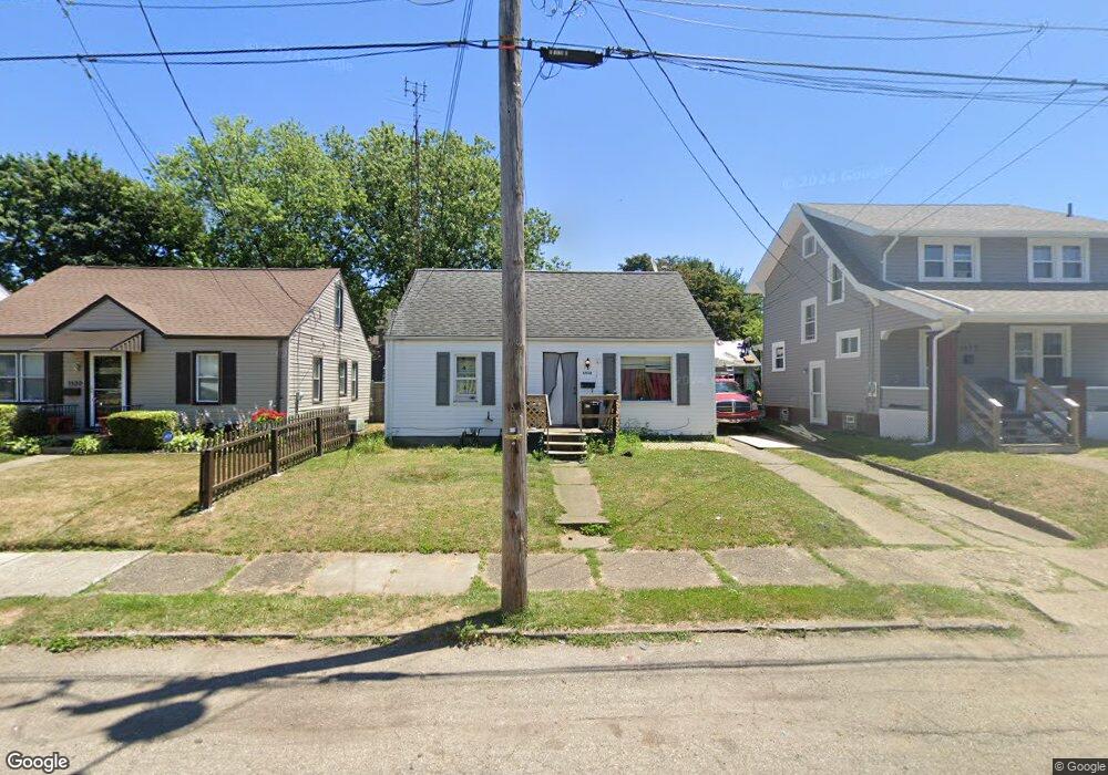 1516 Downing Ct NE, Canton, OH 44714 - photo 1