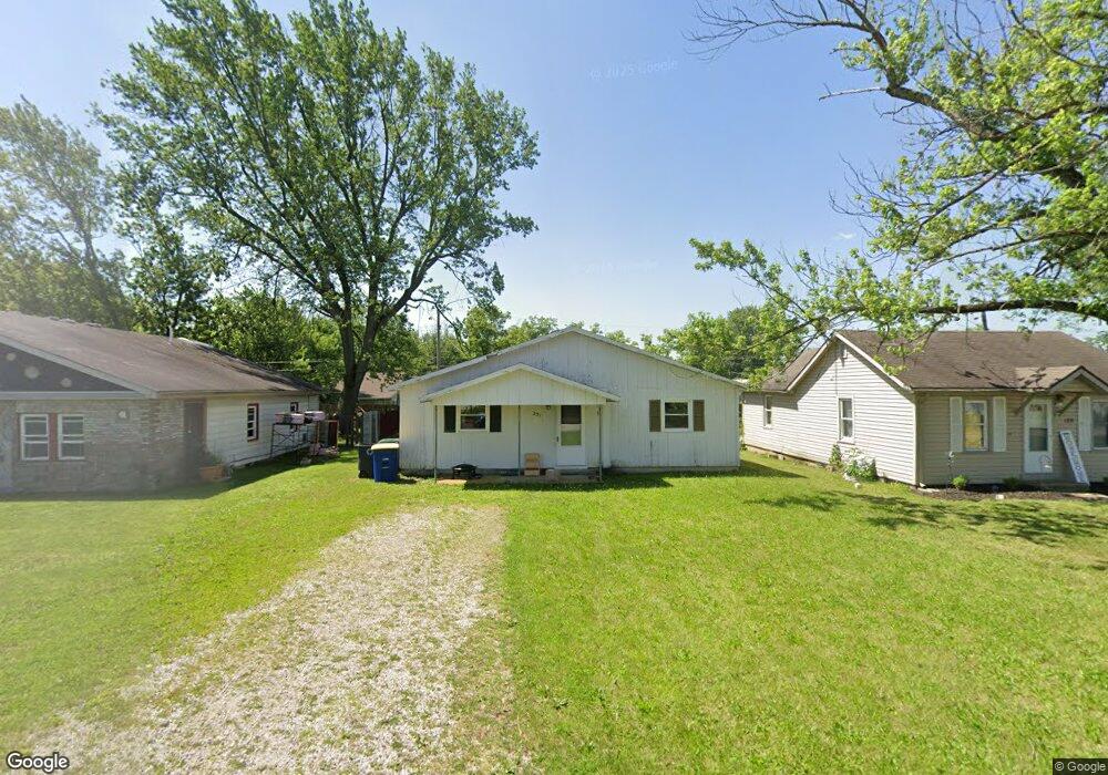 201 E Harvard Ave, Muncie, IN 47303 - photo 1