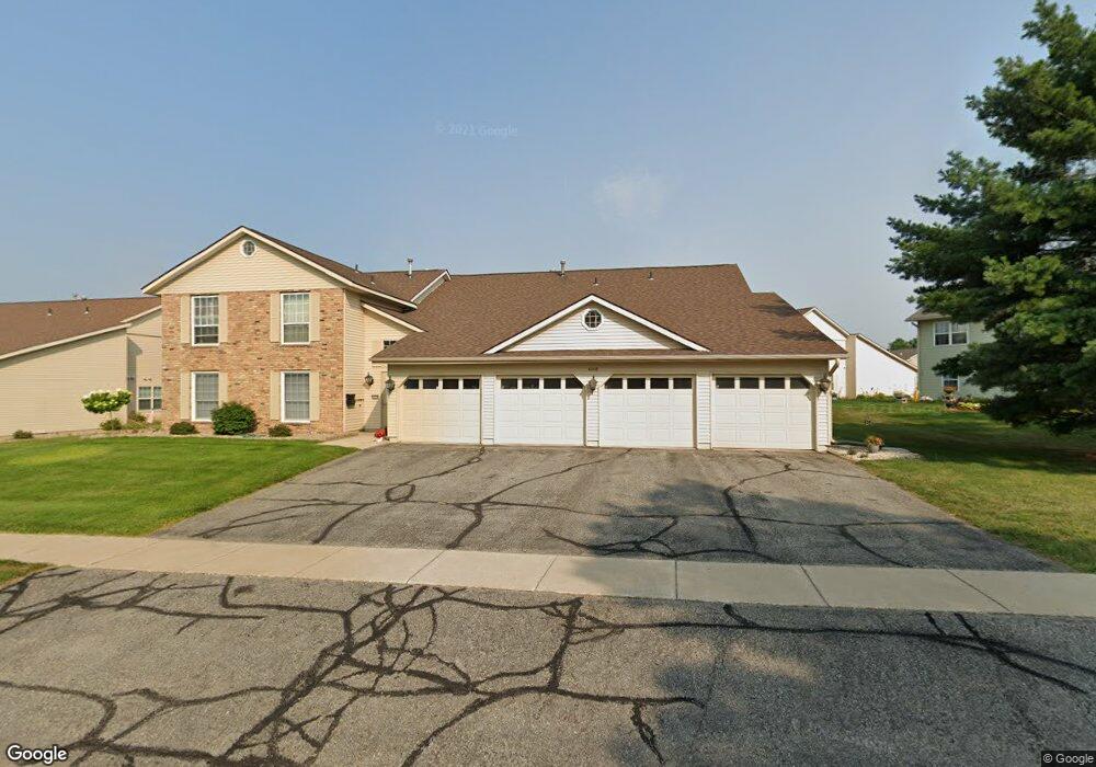 4008 Summerfield Ln NE, Cedar Rapids, IA 52402 - photo 1