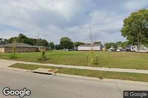 413 E 1st St, Waterloo, IA 50703