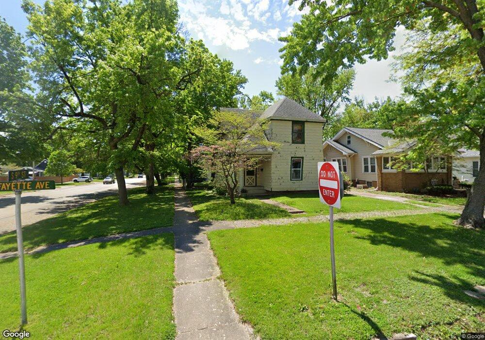 901 Lafayette Ave, Mattoon, IL 61938 - photo 1