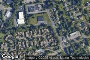 31 Gate House Ln, Edison, NJ 08820