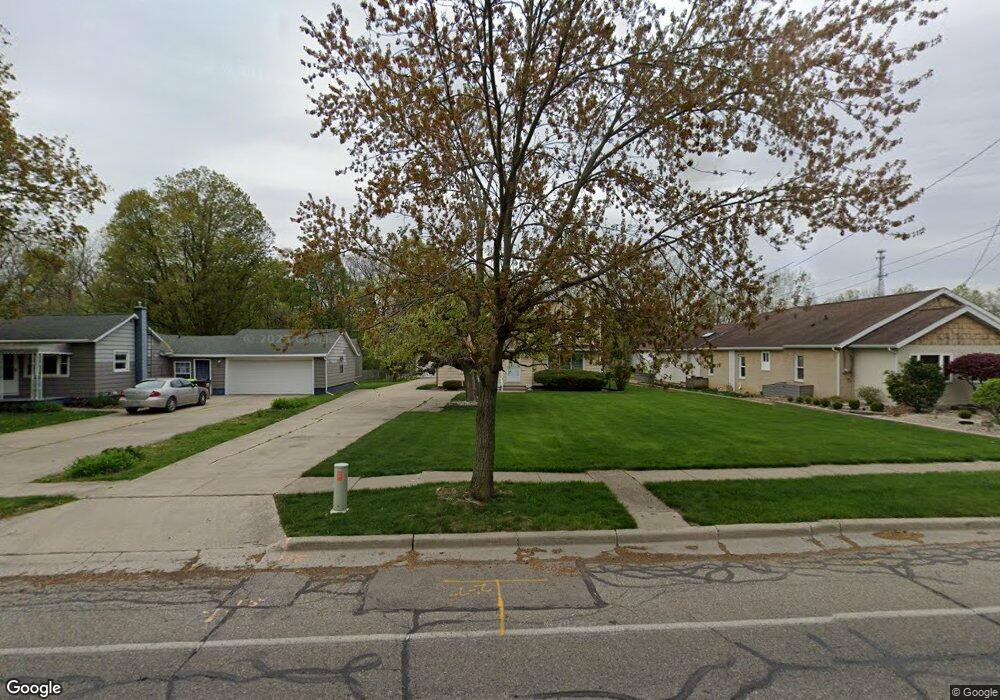 458 Springbrook Ave, Adrian, MI 49221 - photo 1