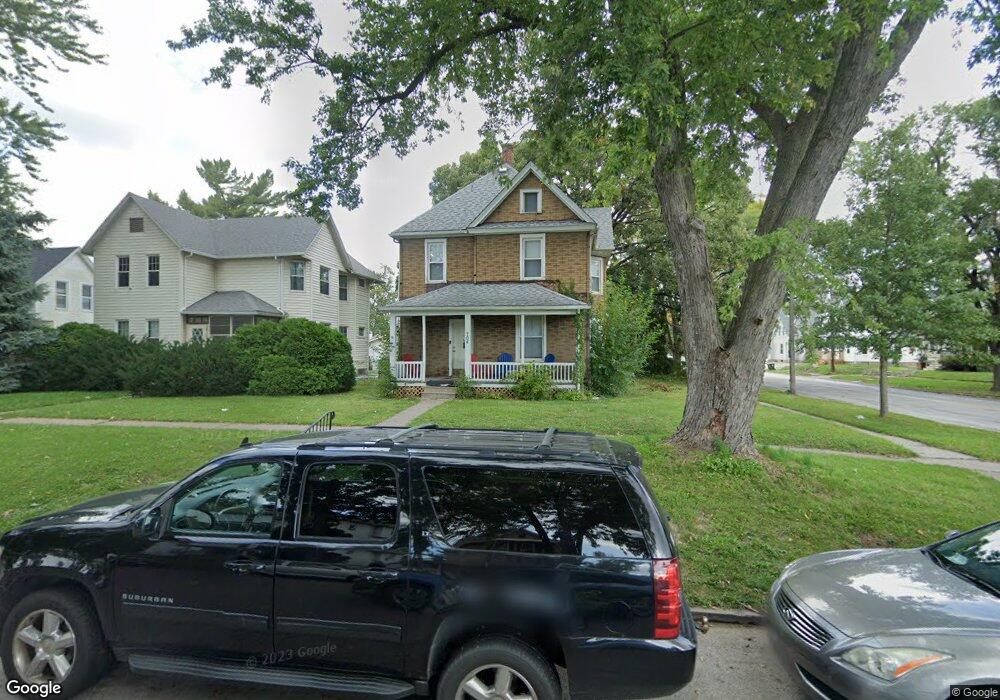 704 W 17th St, Davenport, IA 52804 - photo 1
