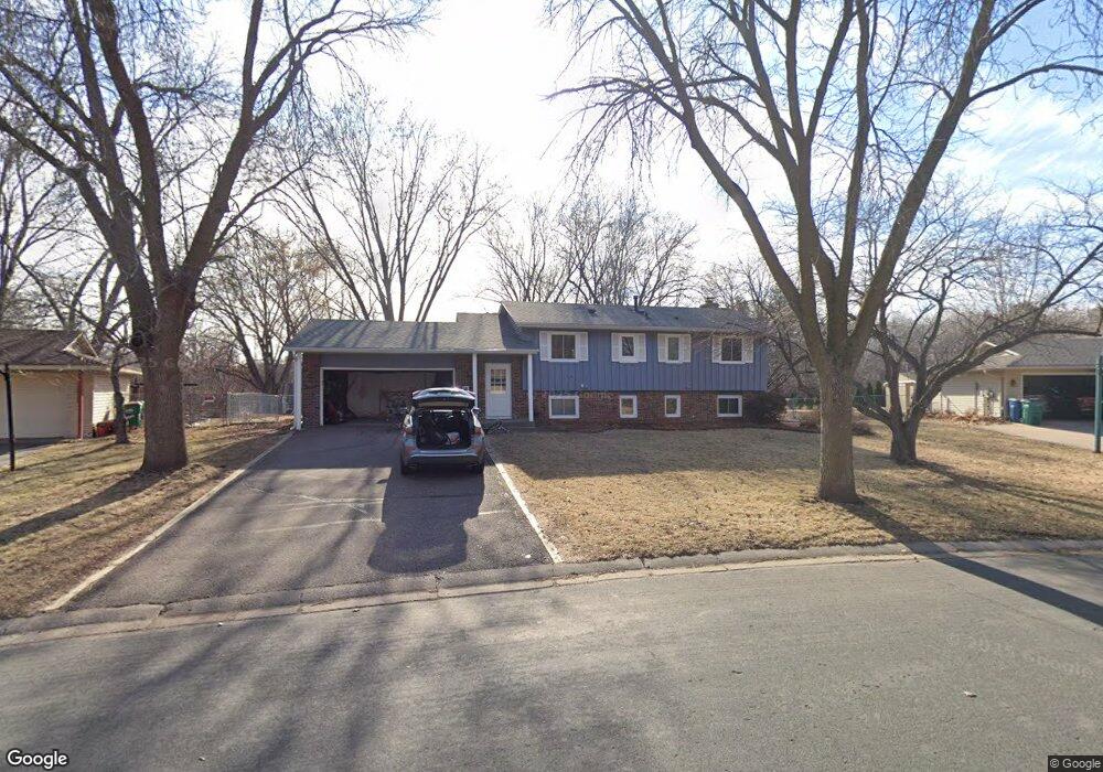 10159 Yorktown Ln N, Maple Grove, MN 55369 - photo 1