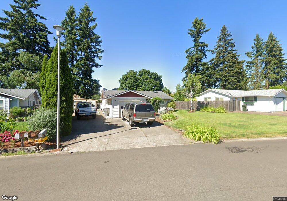 1220 NE 11th Place, Canby, OR 97013 - photo 1