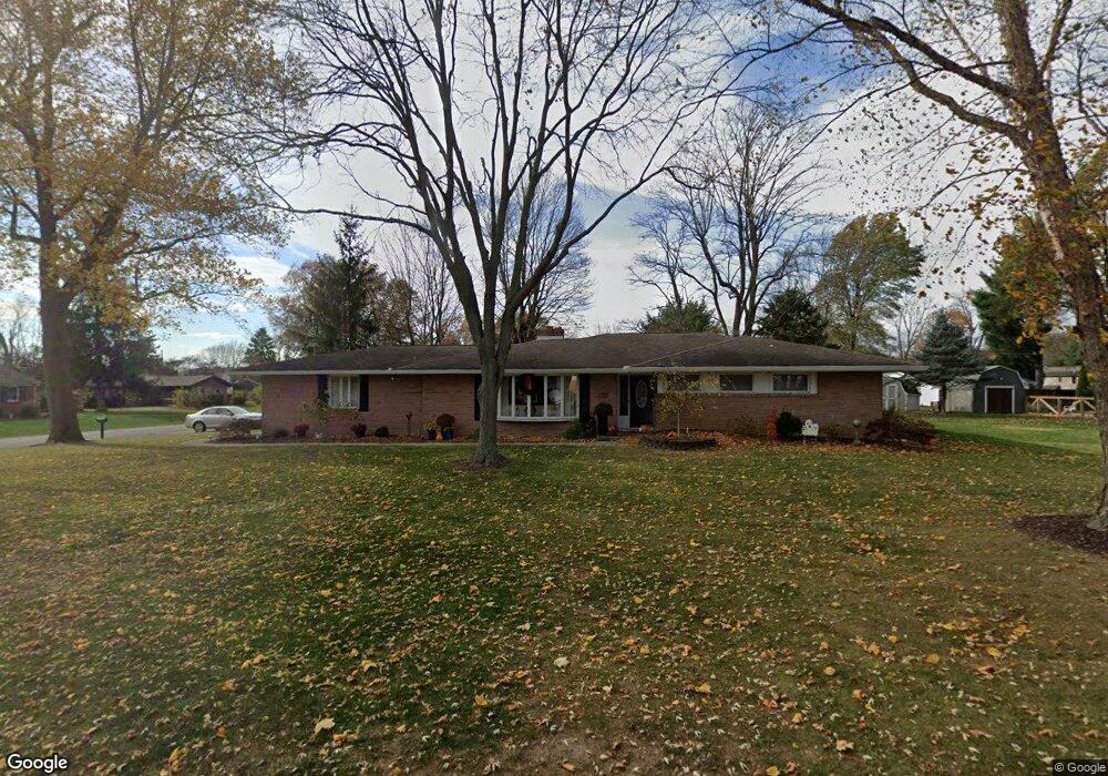 2250 Seneca Dr, Lima, OH 45806 - photo 1